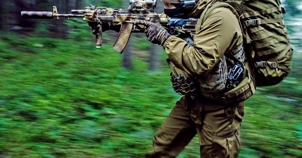 играть в собери пистолет и автомат